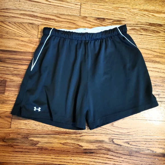 Under Armour Pants - UA athletic shorts w/drawstring waist